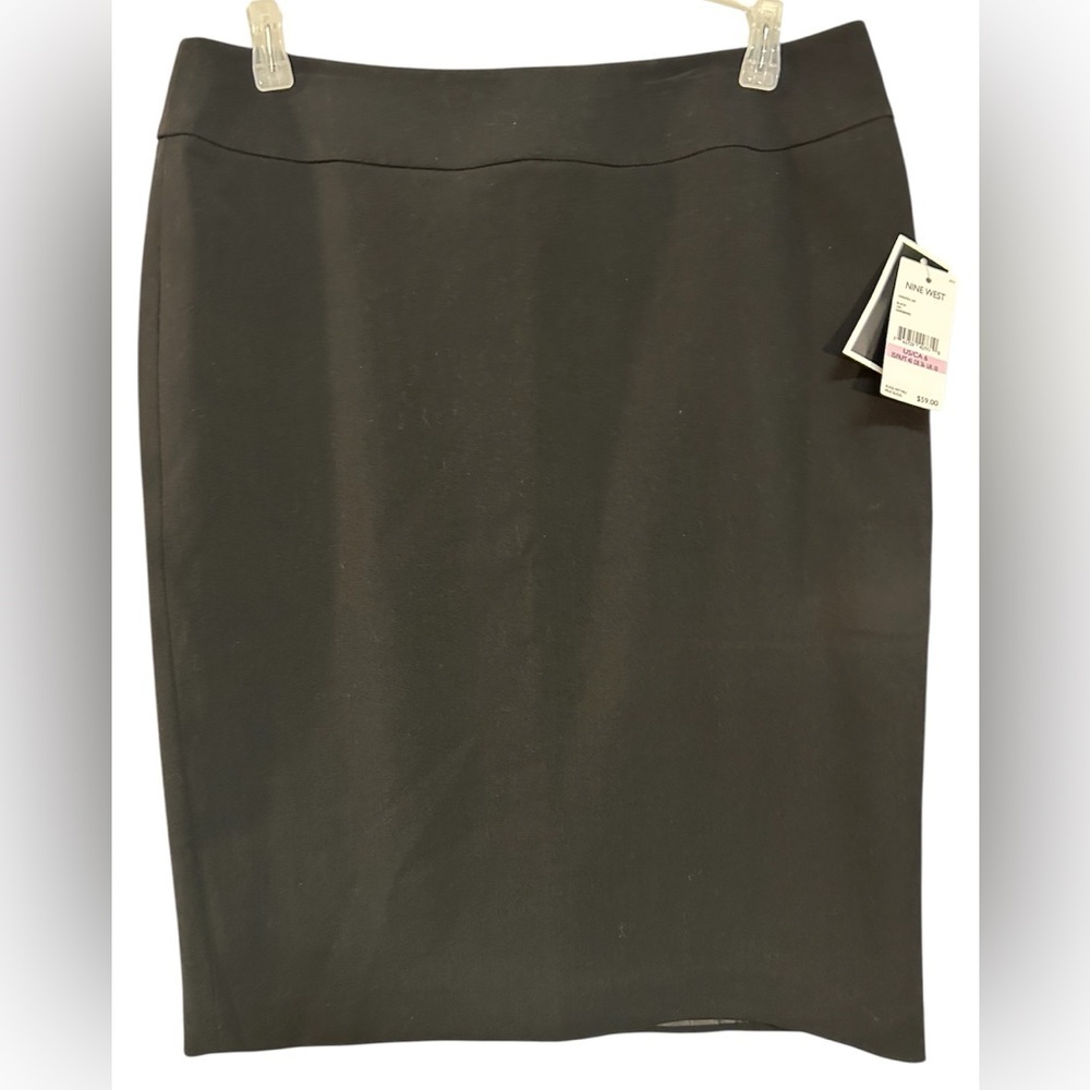 Nine West Classic Black Pencil Skirt, size 6, NWT